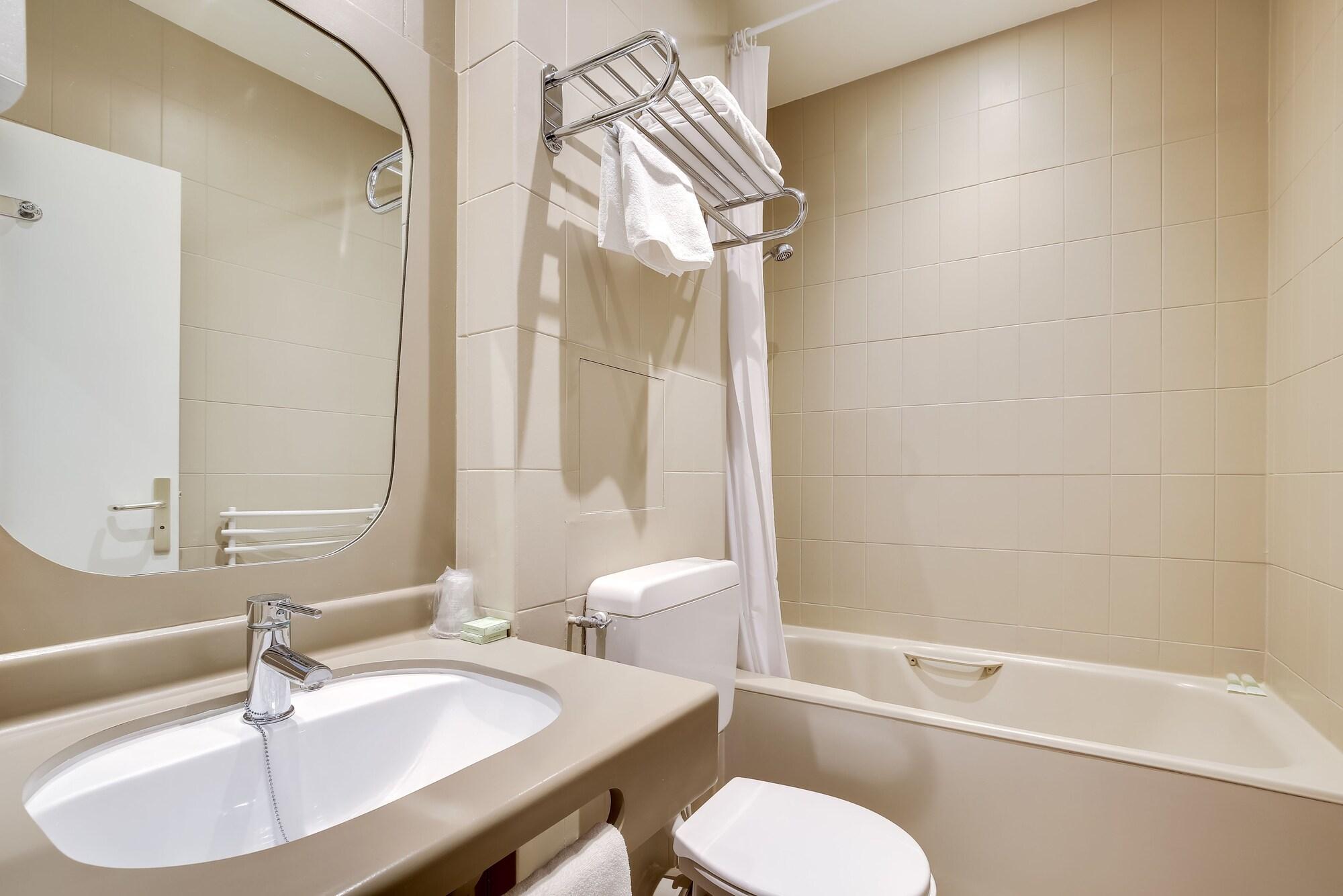 Hotel Des Arts Rueil-Malmaison Luaran gambar