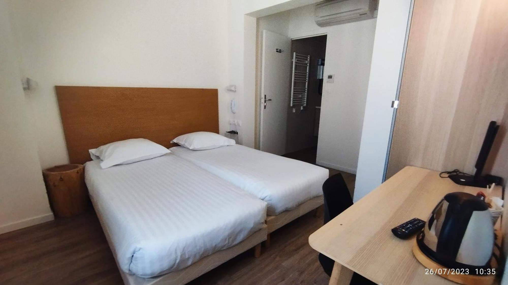 Hotel Des Arts Rueil-Malmaison Luaran gambar