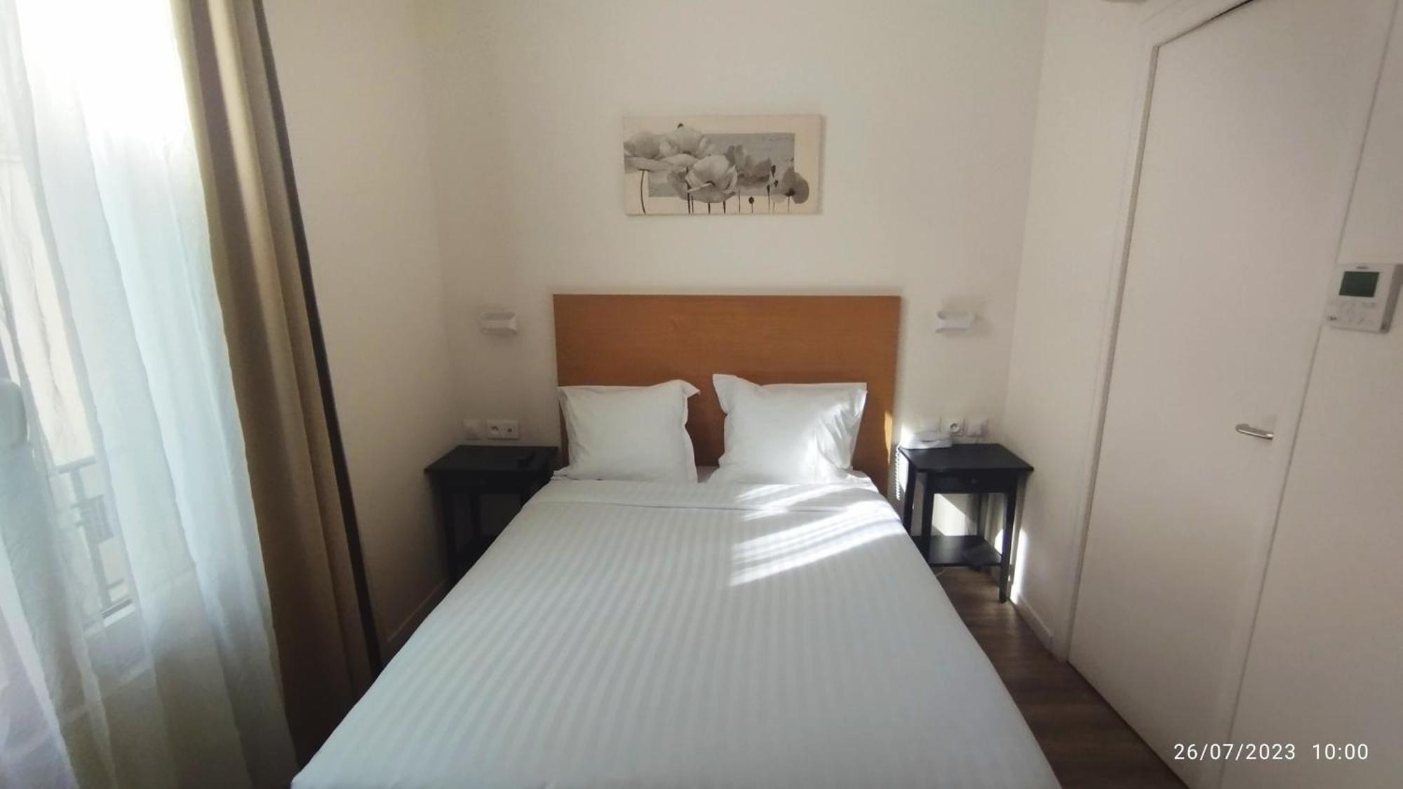 Hotel Des Arts Rueil-Malmaison Luaran gambar